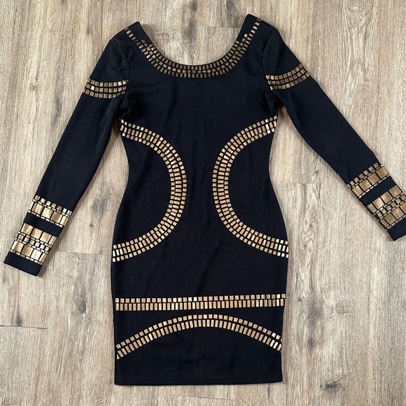 Miusol Dresses & Skirts - Fitted Black and Gold Women's Dress